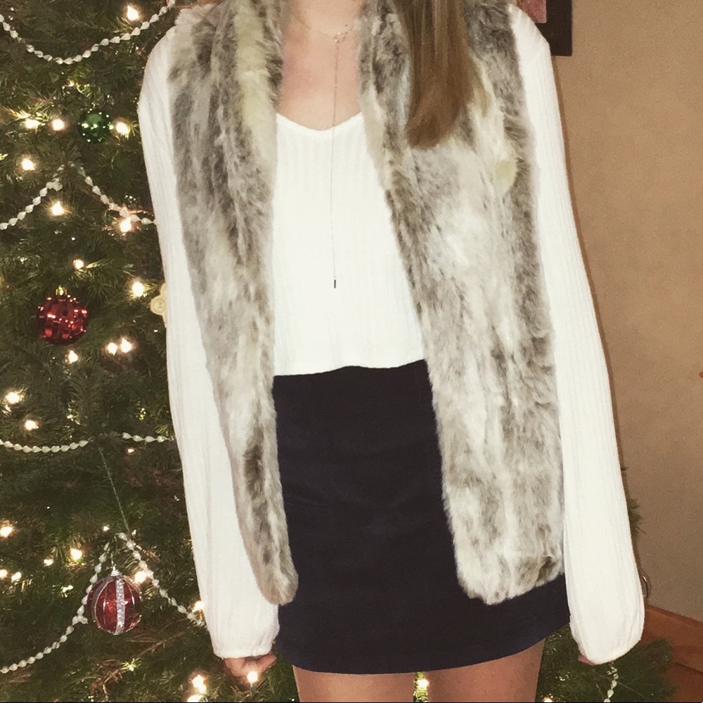 Cropped, Tie Back Sweater